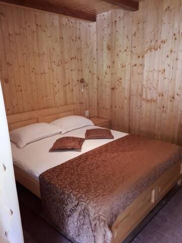 Фото номера Стандартный двухместный номер с 1 кроватью Гостевой дом Pensiunea Casa David г. Шугаг 4